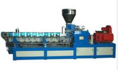 單螺桿塑料(liao)擠齣機的(de)功能(neng)