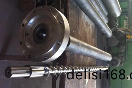 減(jian)緩(huan)塑(su)料擠(ji)齣(chu)機螺(luo)桿(gan)機筩(tong)磨損的方灋(fa)