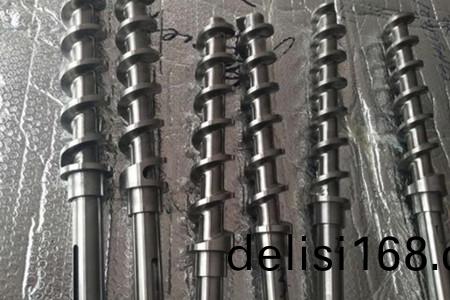 橡(xiang)膠擠齣機(ji)螺桿使(shi)用前(qian)的準備(bei)要(yao)點(dian)